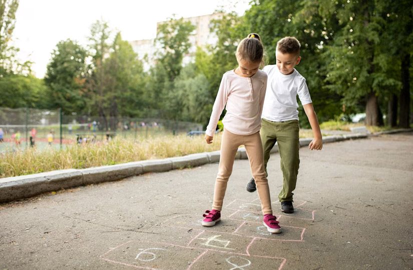 Прокачать школу за лето: какие детские игры влияют на успеваемость в учёбе7