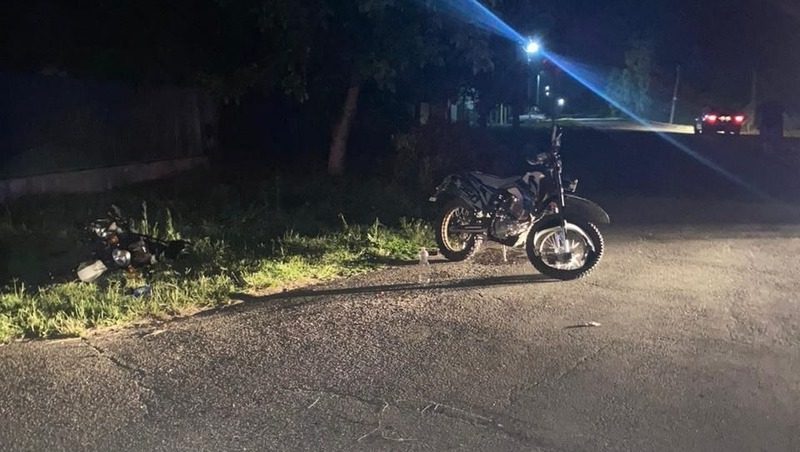 Три человека пострадали в столкновении двух мотоциклов в Изобильненском округе