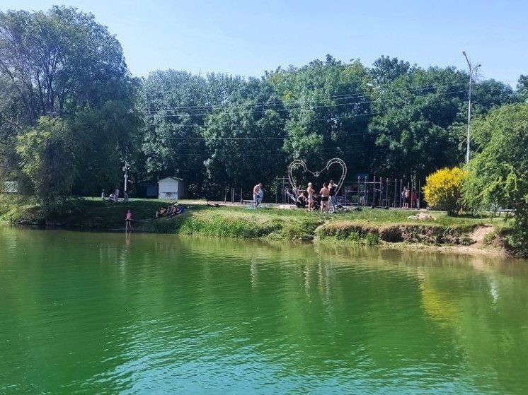 В Ессентуках на городском озере прошли социальные рейды