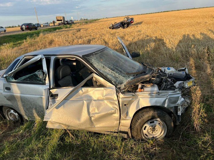 В Курском округе из-за лихача в ДТП погиб водитель легковушки, 5 пострадали