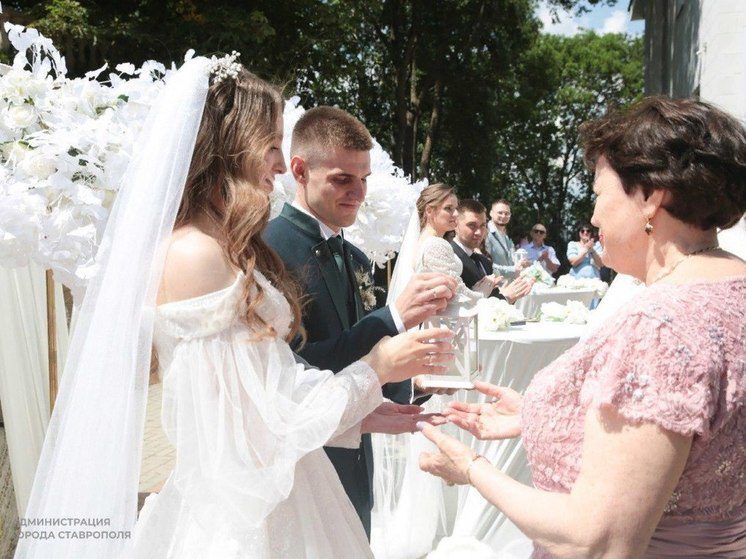 В Ставрополе  торжественно открыли свадебный сезон