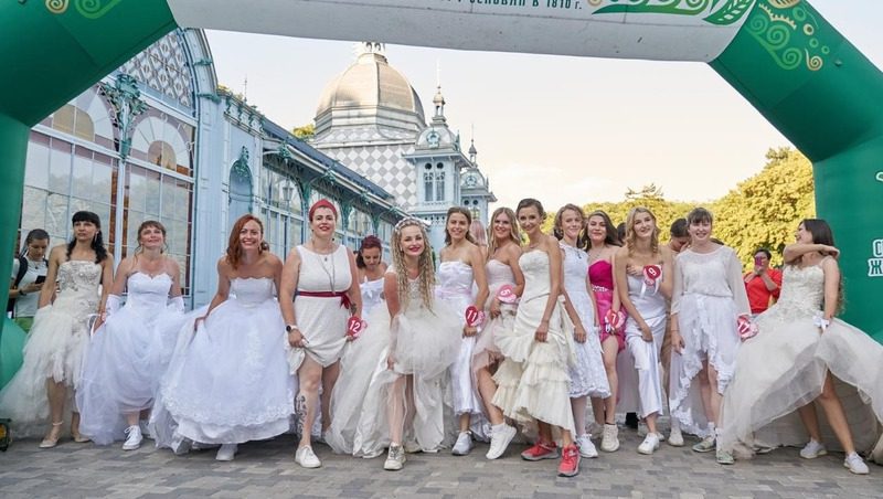 В Железноводске девушек приглашают принять участие в «Забеге невест»