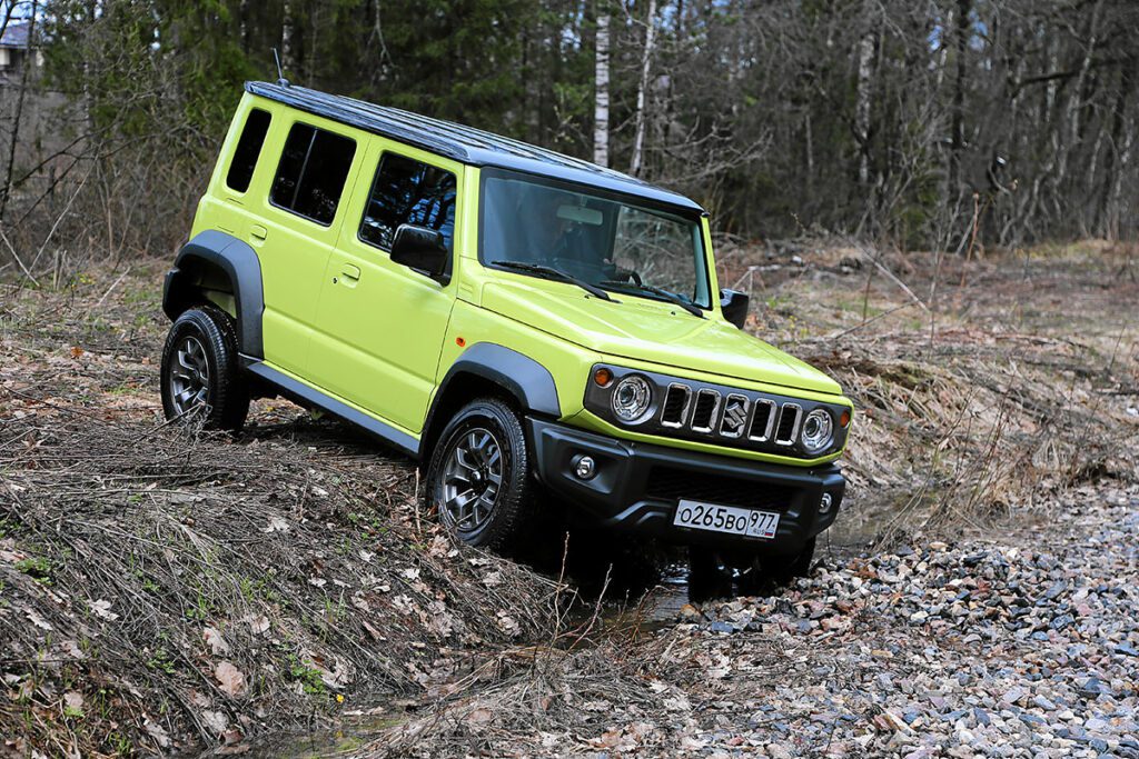 Хардкор-кафе на четверых: тест 5-дверного Suzuki Jimny за 4,3 млн рублей