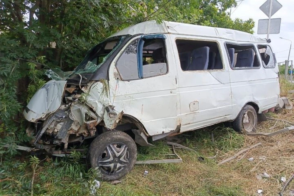 Пассажиры пострадали в аварии с маршруткой на Ставрополье0