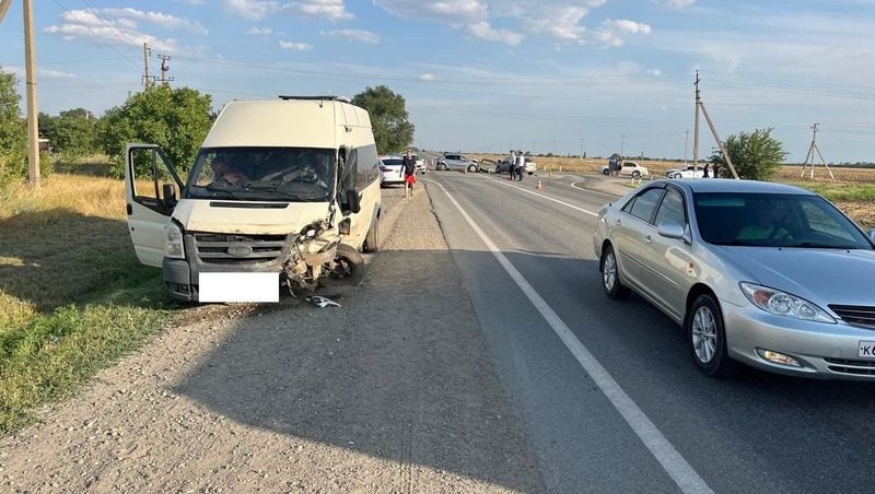 Три человека пострадали в массовом ДТП в Кочубеевском округе