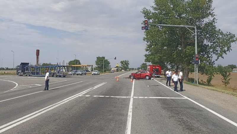 В ДТП на Ставрополье погиб мужчина, ранены подросток и трое взрослых