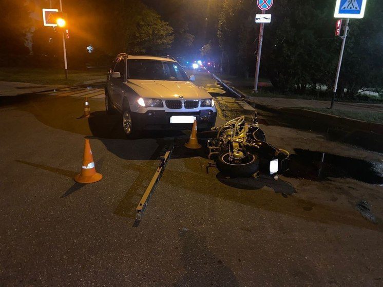 В Ставрополе лихач на БМВ сбил женщину-водителя на мотоцикле