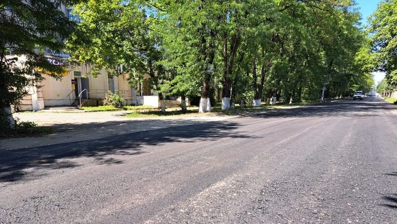 Дороги к двум школам обновят к началу учебного года в Минераловодском округе