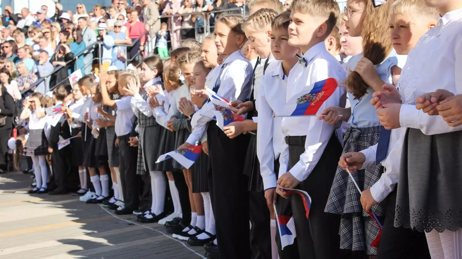 Какую форму покупать к школе