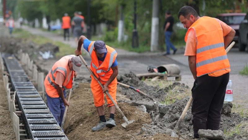 На Ставрополье в 2024 году приведут в порядок 750 км дорог