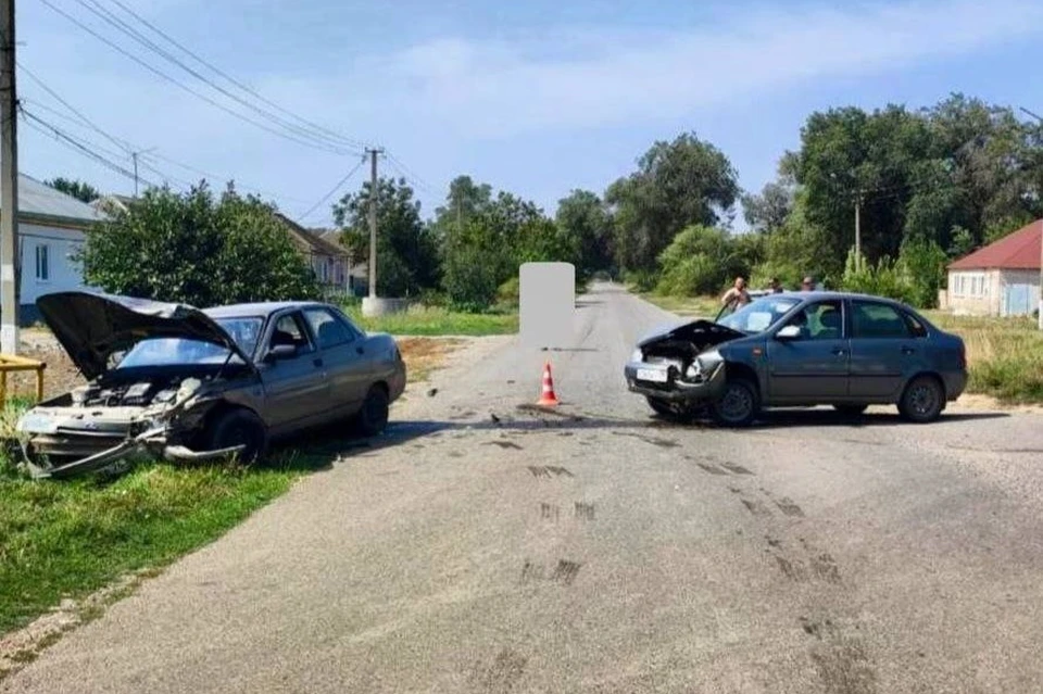 На Ставрополье в столкновении двух автомобилей пострадал ребенок0