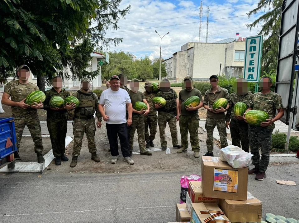 Полтонны арбузов передали участникам СВО из Предгорного округа Ставрополья0