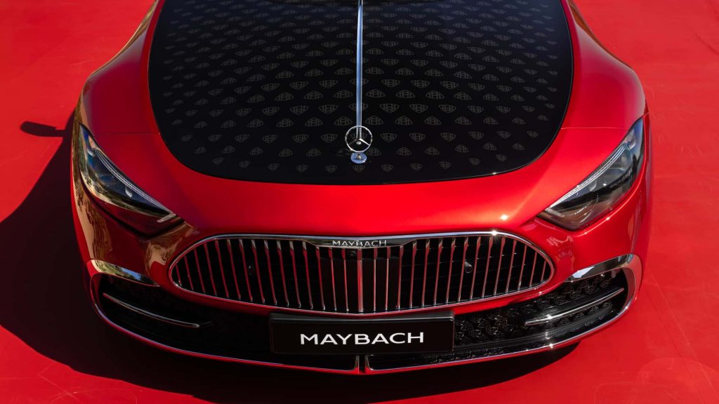 Представлен роскошный родстер Mercedes-Maybach SL 680 Monogram Series