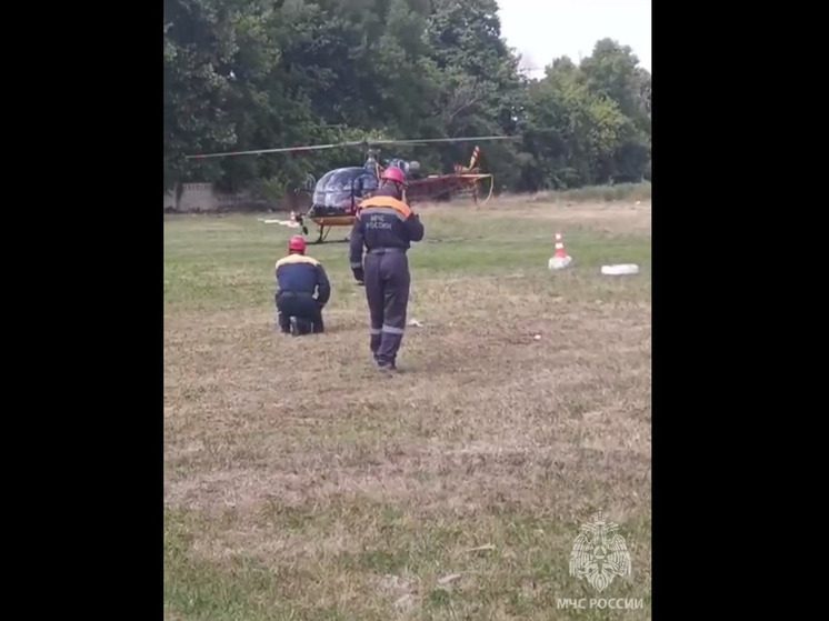 В горах Кабардино-Балкарии на вертолете эвакуировали альпиниста с острой болью