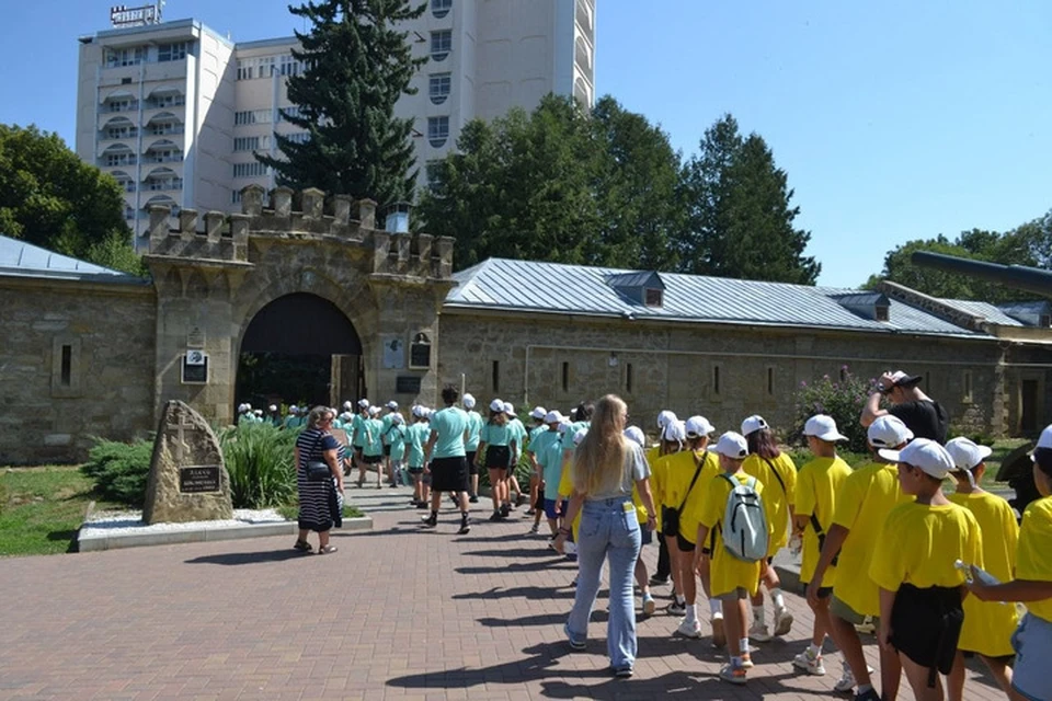 В кисловодском лагере отдохнут 50 школьников из Антрацита0