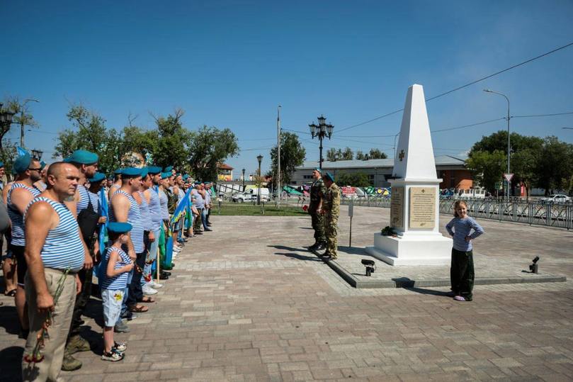 В Невинномысске в День ВДВ почтили память погибших бойцов  Ставрополь (Кавказ)1