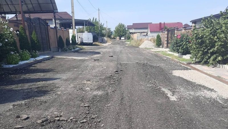 В Предгорном округе завершили разравнивание асфальта на двух улицах