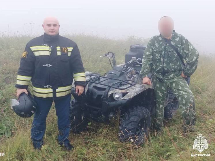 В Северной Осетии спасатели вывели из леса заблудившегося в тумане грибника