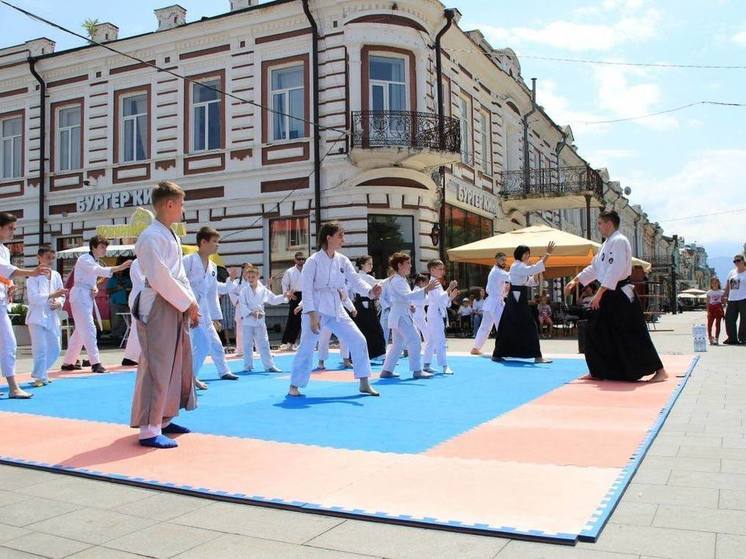 Во Владикавказе масштабно отметили День физкультурника