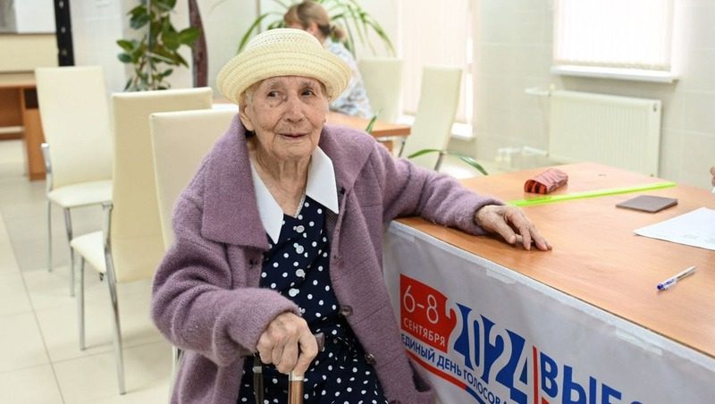 103-летняя ветеран проголосовала на выборах губернатора Ставрополья