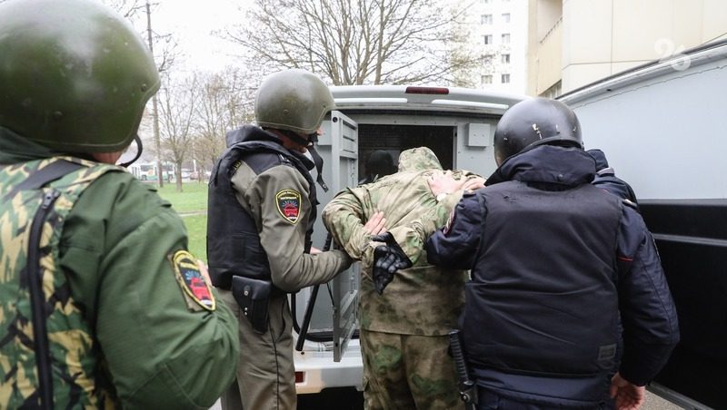 15 человек задержали в КБР по подозрению в участии в экстремистском сообществе