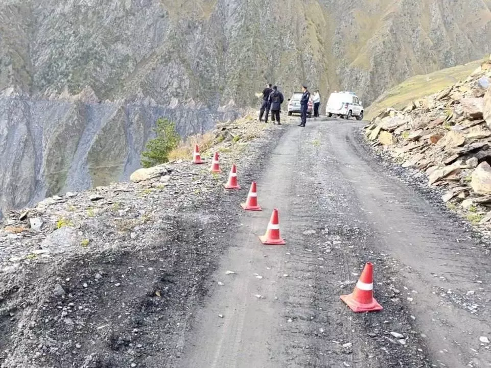 Машина сорвалась в пропасть в Дагестане3