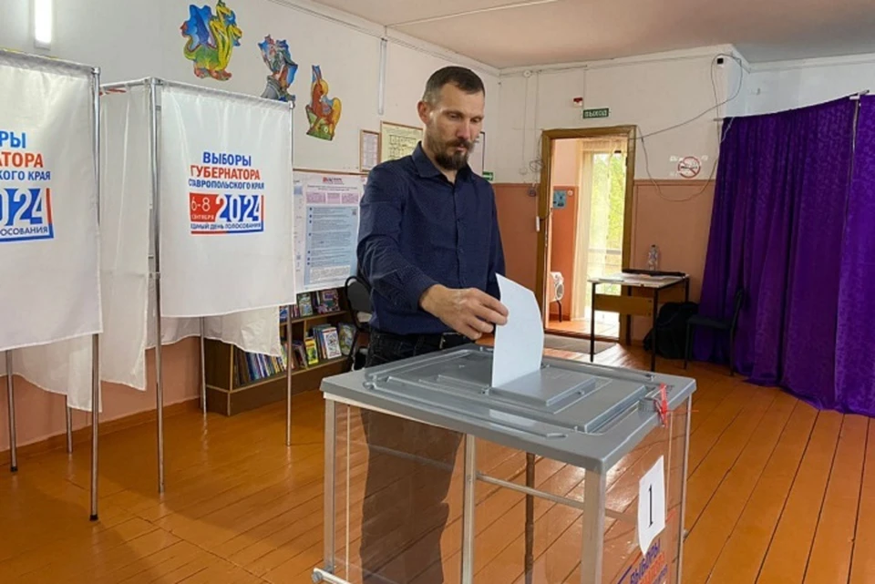 Многодетный участник СВО привел на выборы губернатора Ставрополья всю семью0