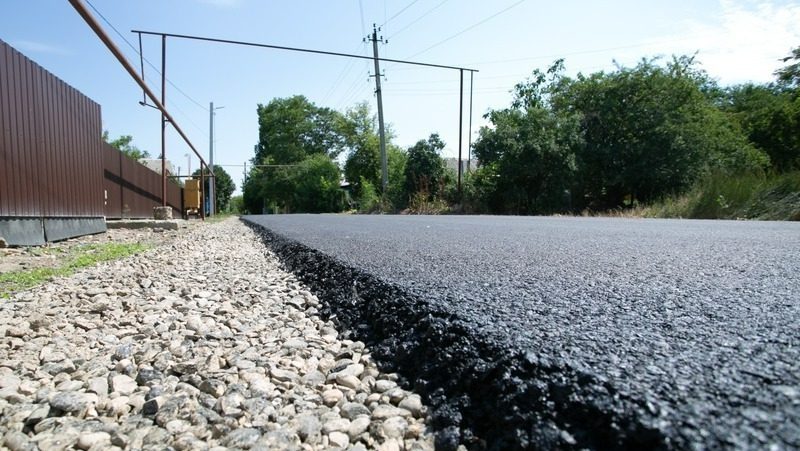 В Изобильном по краевой программе обновили дорожное покрытие на двух улицах