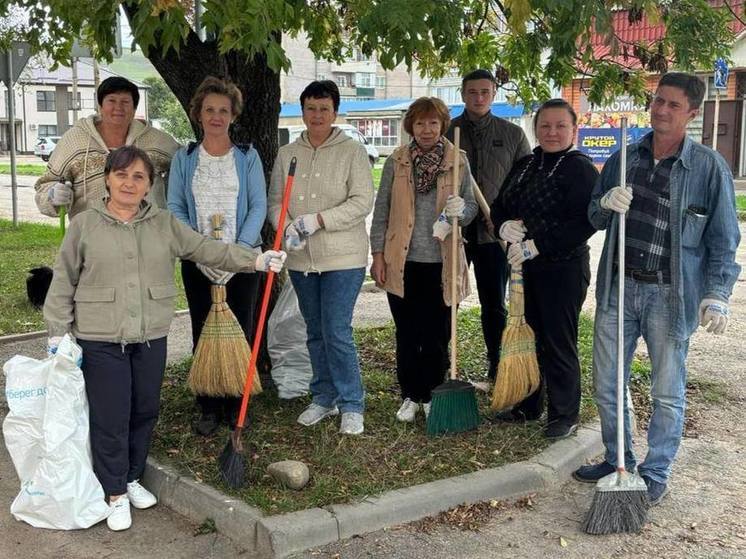 Жители КЧР собрали 320 тонн отходов на субботнике