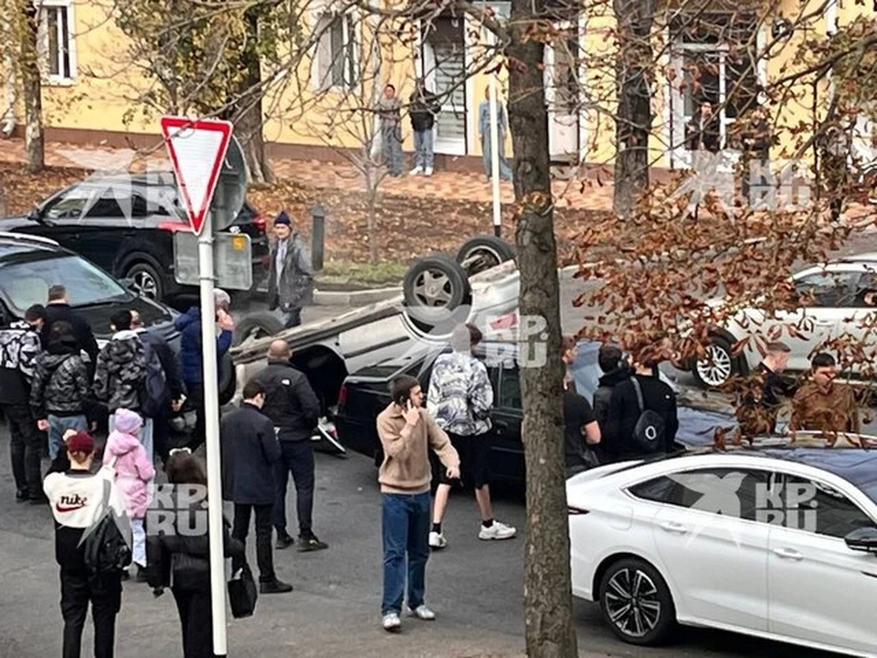 Четыре легковушки попали в аварию на улице Дзержинского в Ставрополе0