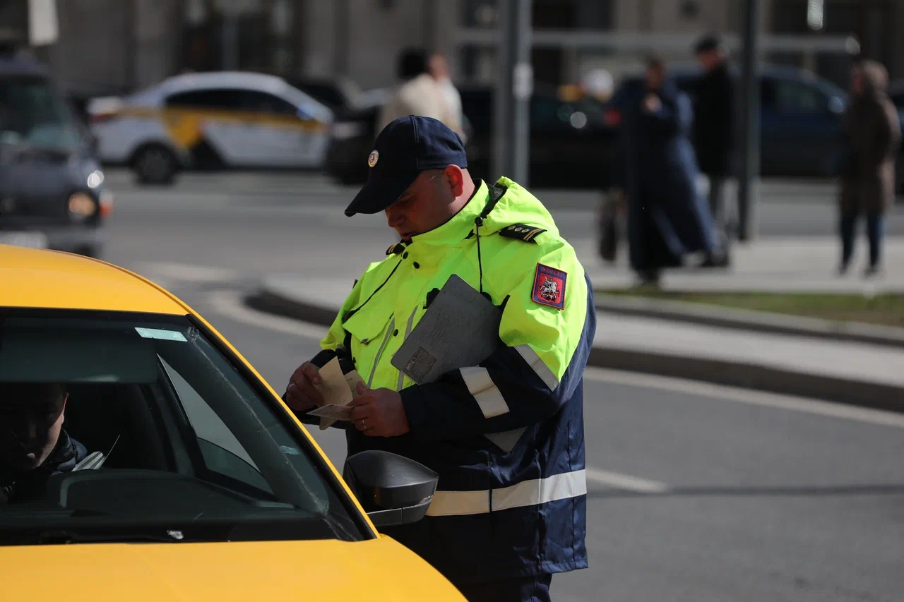 МАДИ проверила более 26 тысяч автомобилей такси с начала года