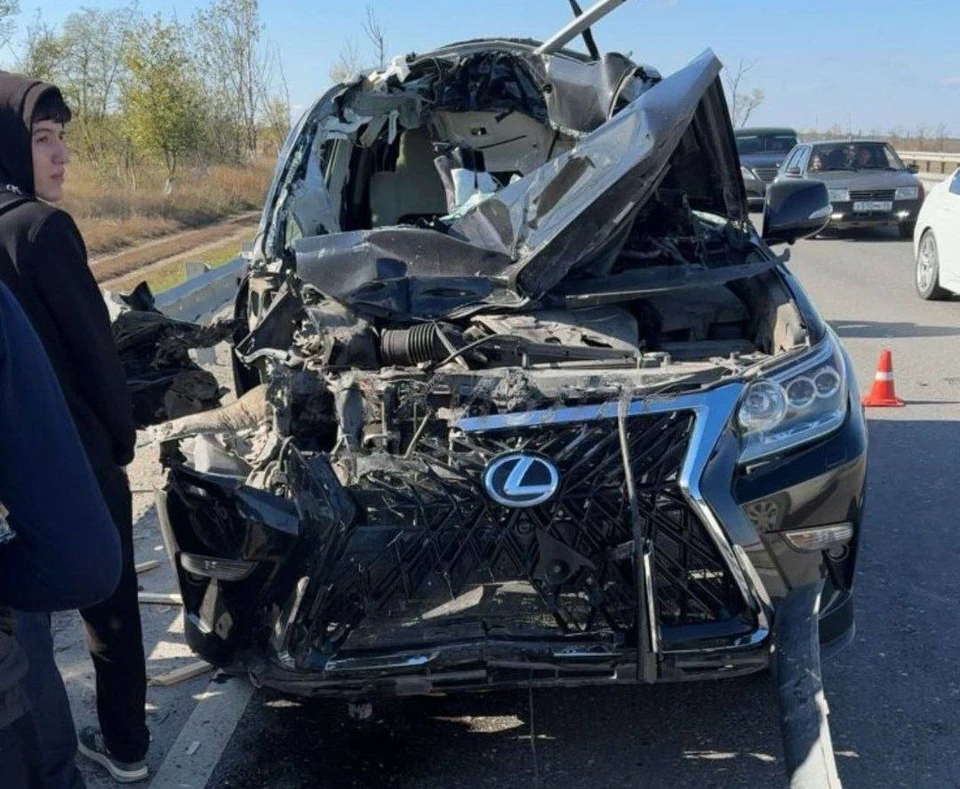 Один человек погиб и трое пострадали в аварии со свадебным кортежем в Дагестане0