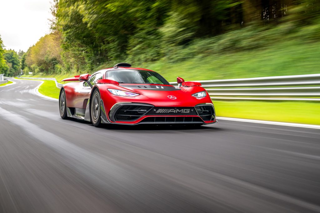 Серийный Mercedes-AMG One побил собственный рекорд Нюрбургринга