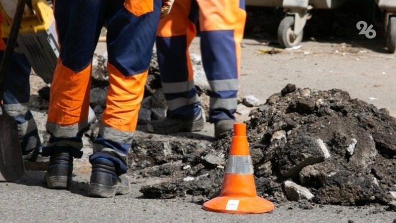 Тротуар и остановки обновили на участке по улице Ленина в Ставрополе