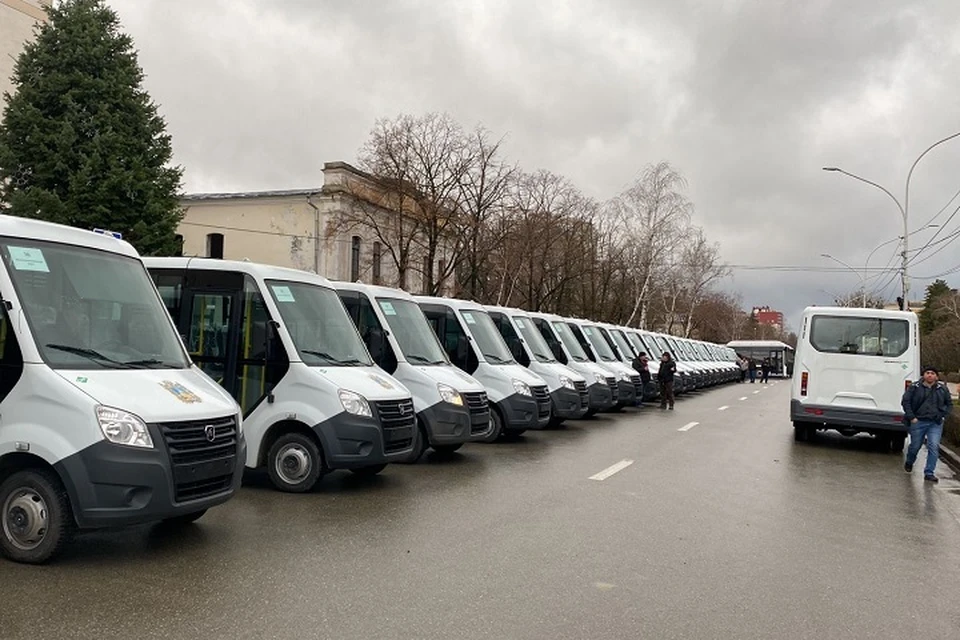 В 13 округах Ставрополья запустили новые маршруты общественного транспорта0