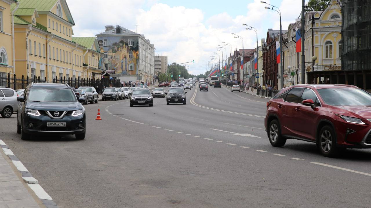 В Подмосковье с 1 ноября заработает платная парковка. Где и почем?