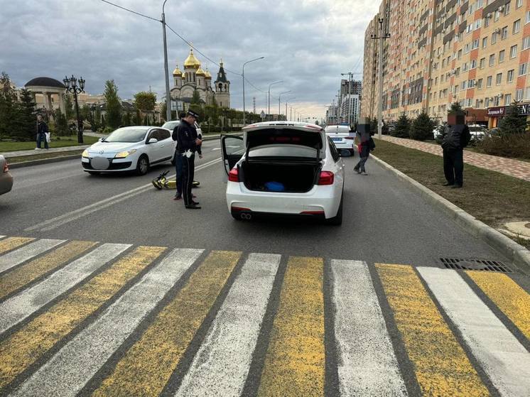 В Ставрополе водитель БМВ сбил парня на арендованном электросамокате