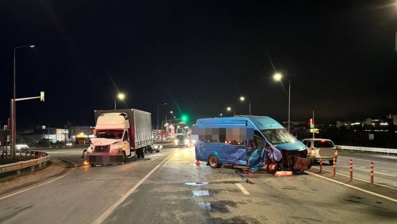 Водителя «Газели» с травмами доставили в больницу после ДТП на Ставрополье