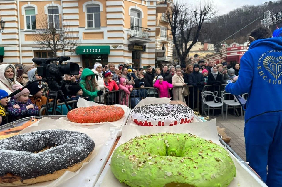 Новогодний фестиваль пончиков пройдет в Кисловодске0