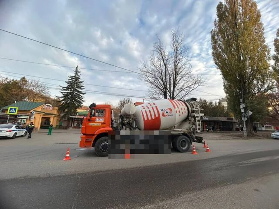 Попавшая под колеса бетономешалки пенсионерка скончалась в больнице Кисловодска0