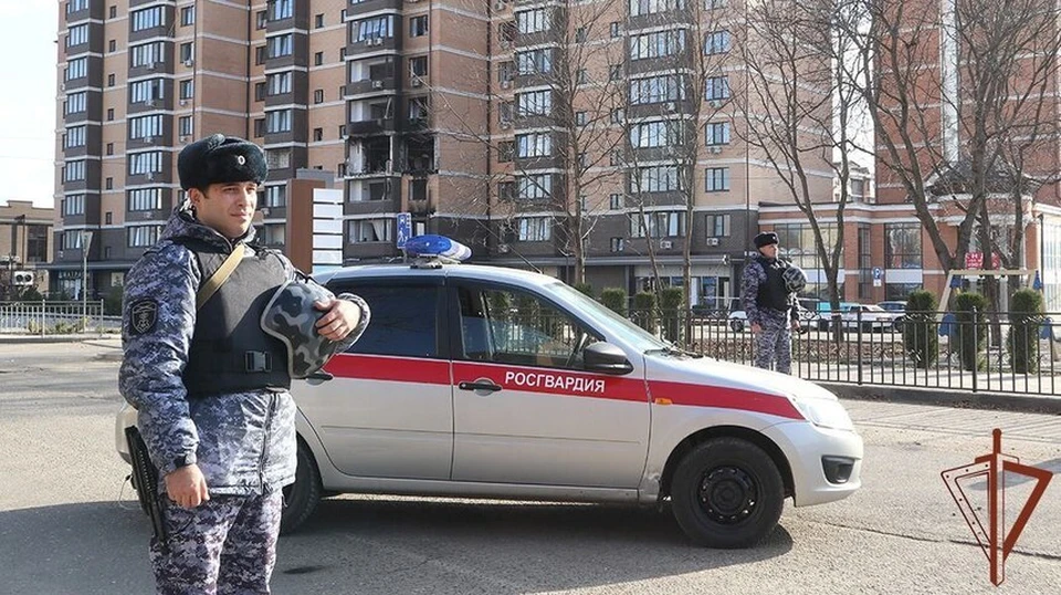 Сотрудники Росгвардии СКФО помогали жильцам взорвавшегося дома в Пятигорске0