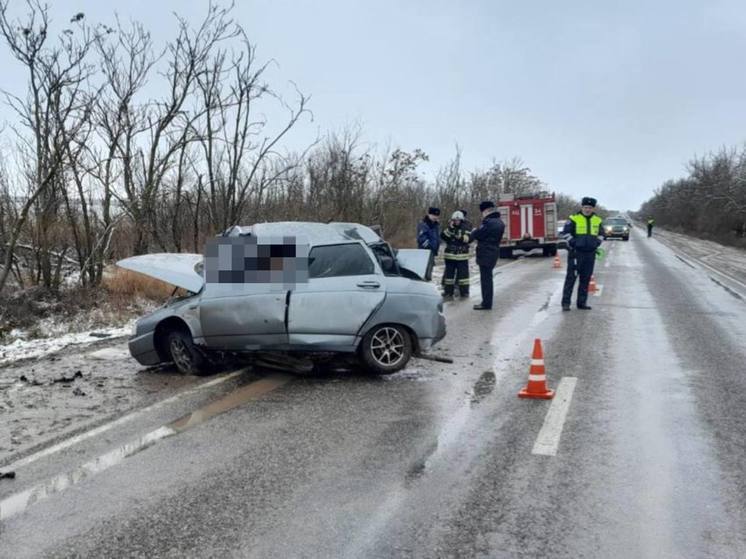 В Арзгирском округе столкнулись «десятка» и Hyundai: погибли три человека