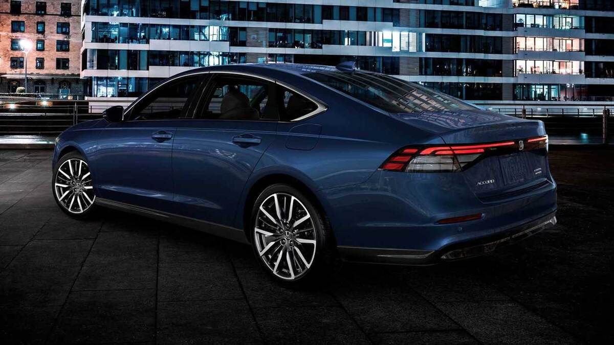 В Россию привезли новые Honda Accord. Что предлагают — и почем?