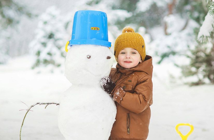 20 зимних игр с детьми на природе: как превратить прогулку в приключение1