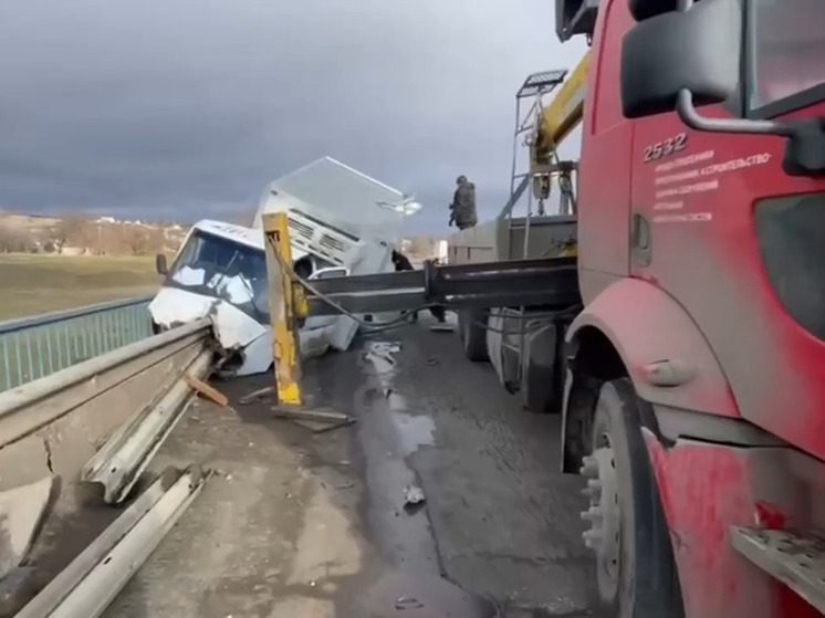 Большая пробка образовалась на «Подъезде к городу Ставрополь» из-за ДТП