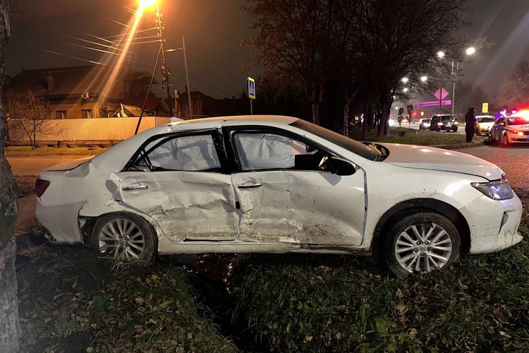 Четыре человека пострадали в Пятигорске в результате столкновения двух иномарок1