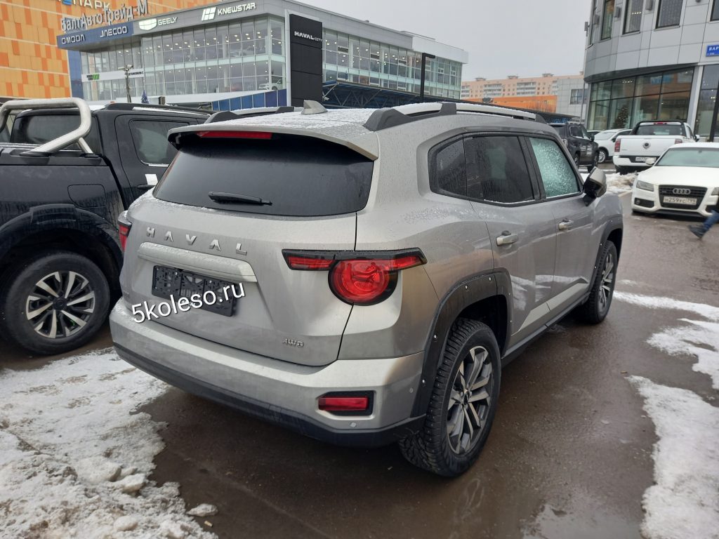 Новый Haval H7 уже в наличии у дилеров: сроки старта продаж и цены на новинку