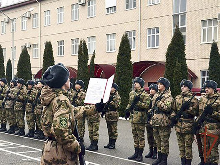 Росгвардейцы поздравили воспитанников детского дома с наступающим Новым годом