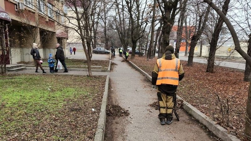 В Ессентуках проводят большую предновогоднюю уборку