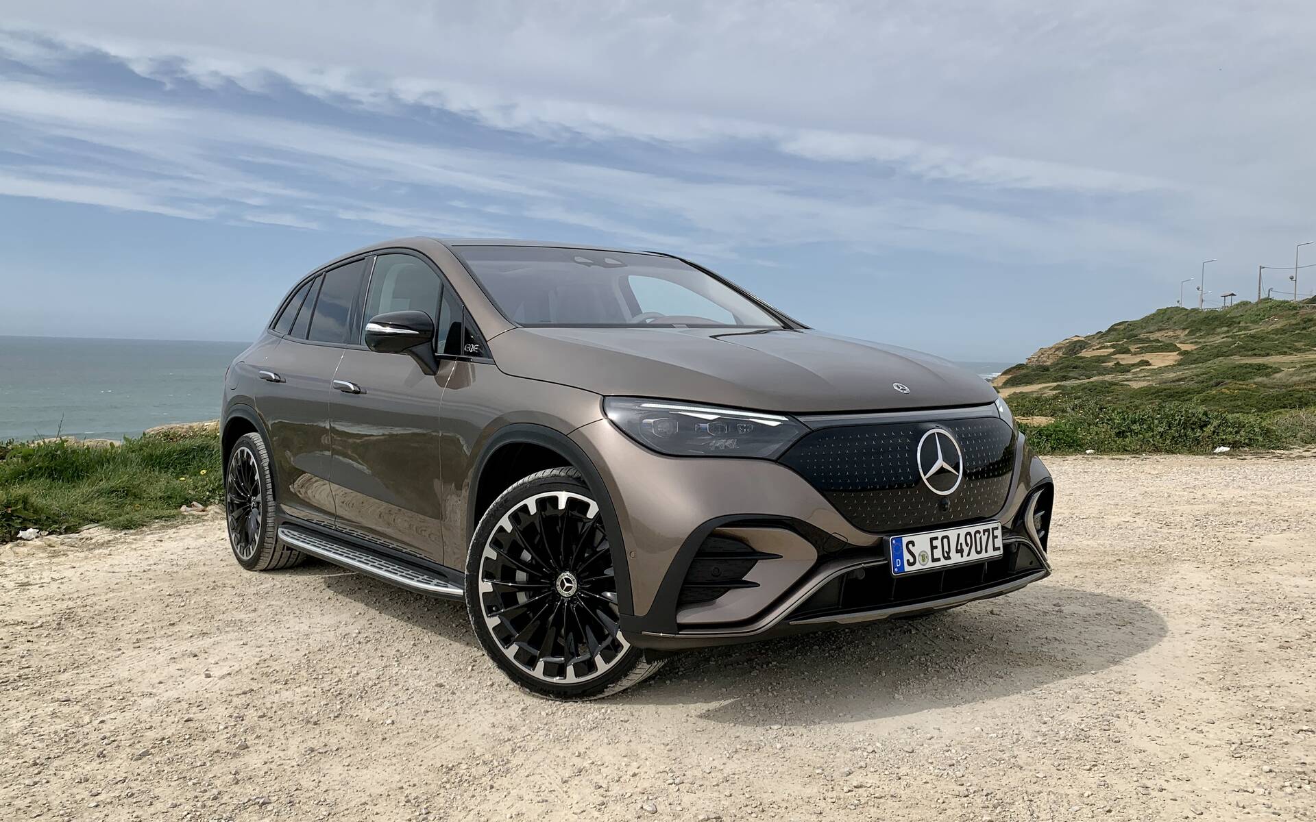 2023 Mercedes-Benz EQE SUV: Third Electric SUV Joins the Lineup - The Car  Guide